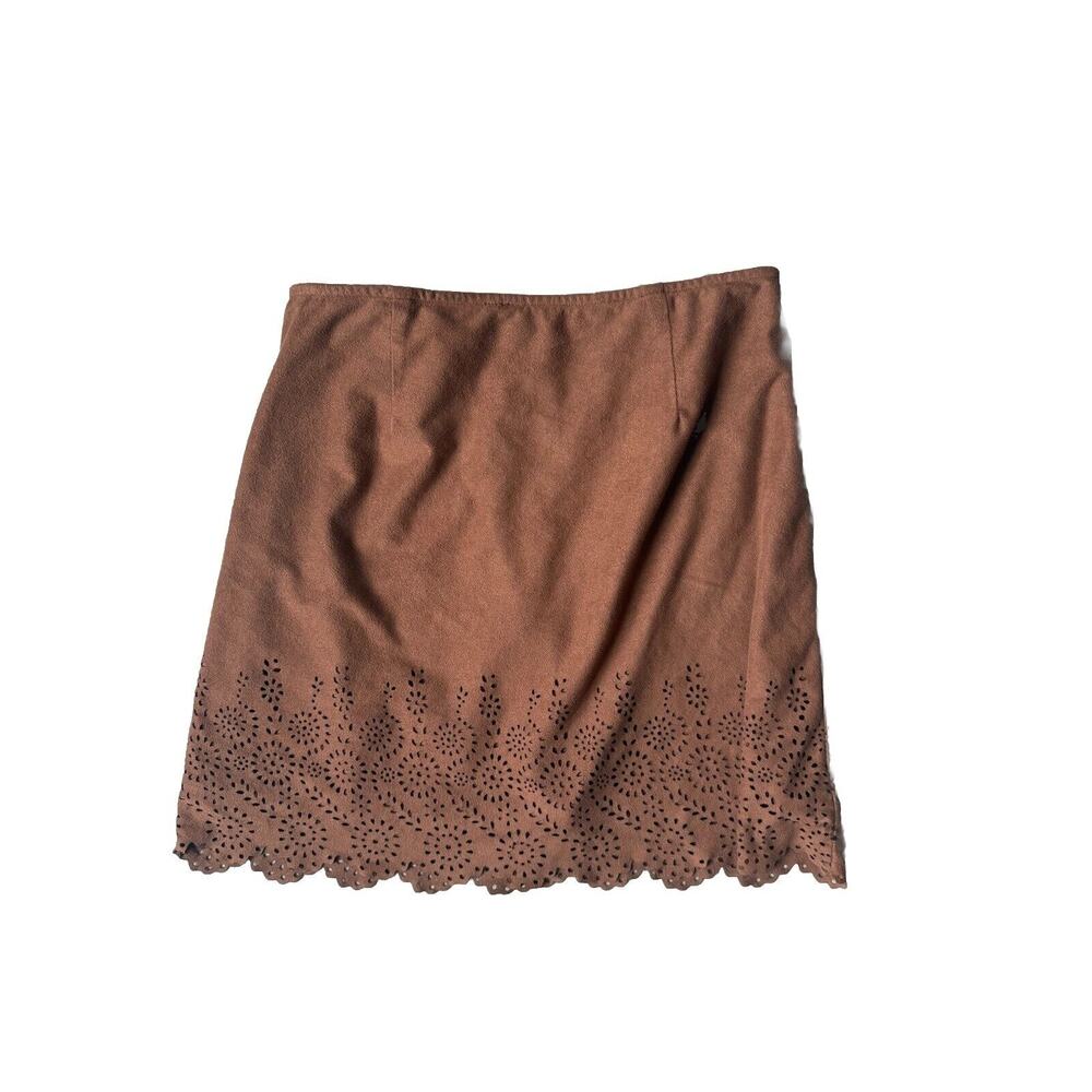 By & By Girl Faux Suede Skirt Laser Cut Eyelet Y2K Girls Size Medium 10-12 Brown